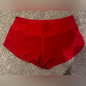 Lululemon Speed Up Shorts, Size 6, 2.5 inch